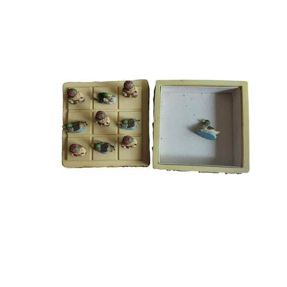 Vintage Hunter & Duck Tic Tac Toe Resin Game Box Figurine Decorative Collectible - Picture 5 of 13